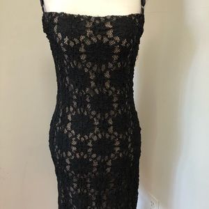 Laundry by Shelli Segal cocktail dress.